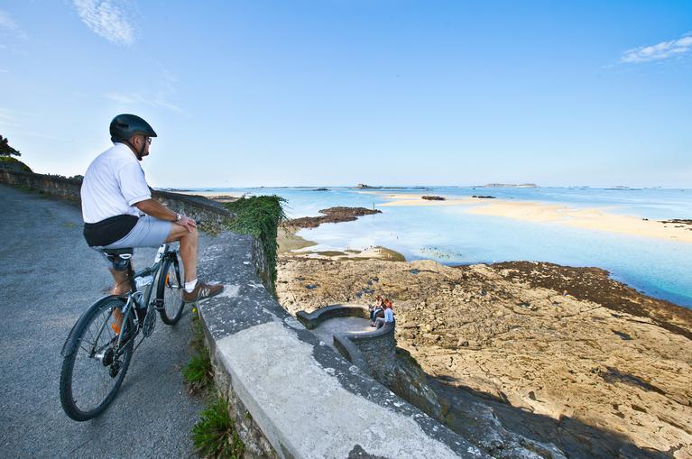 Cycling holiday in France - French Bike Tours