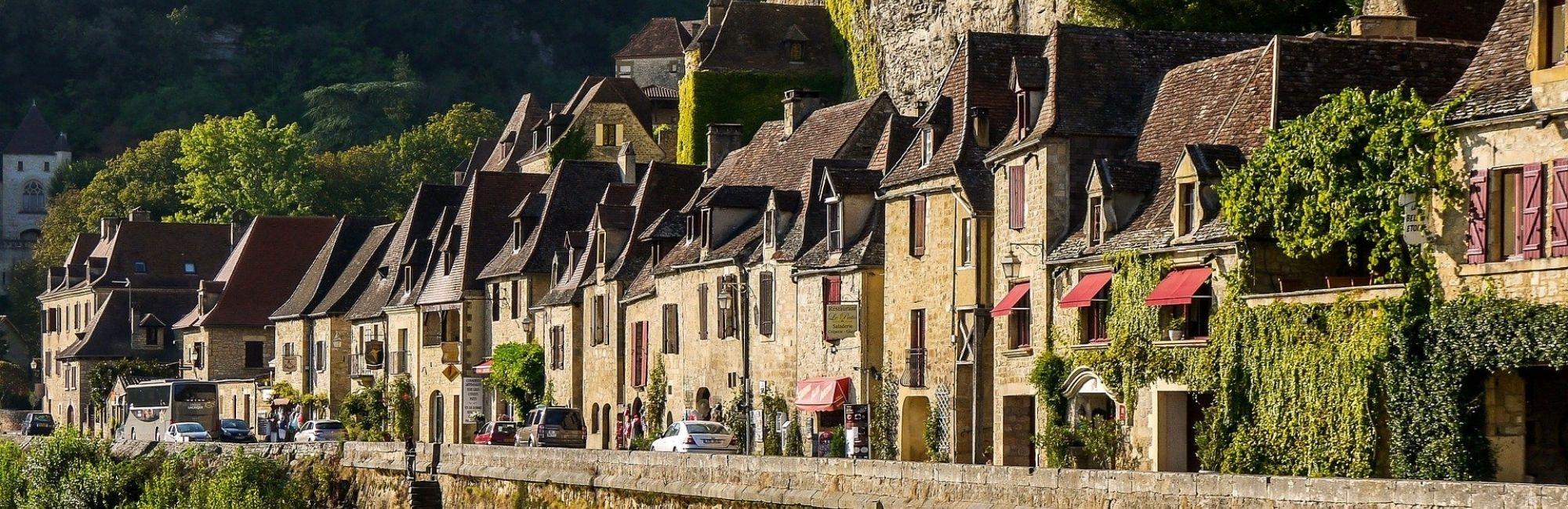 Dordogne-La Roque Gageac-Pixabay